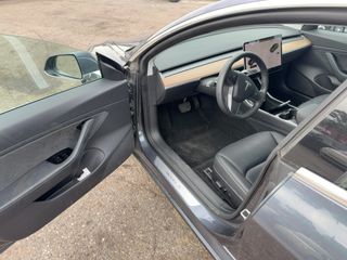 2020 Tesla Model 3 Performance - Driver's Front Door Image